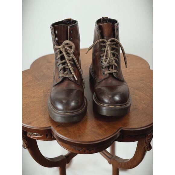 MIE Dr. Marten's Combat Boots - Brown Leather ENGLAND UK 4 US L 6 #0020 - Picture 2 of 7